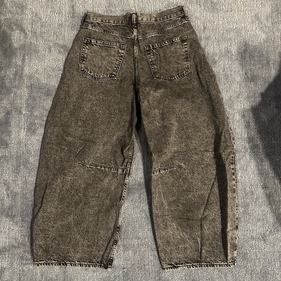 GAP Charcoal Denim Jeans - Picture 3 of 4